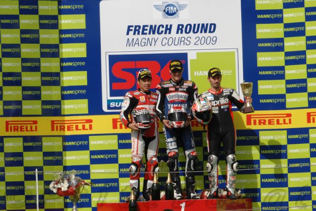 podium1_2322.JPG