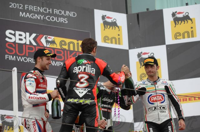 podium_1613.jpg